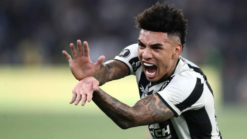 Quem é o novo reforço do Forest, Igor Jesus?