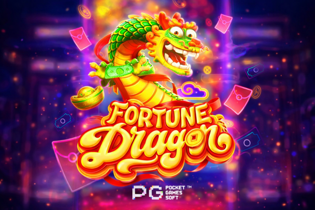 Fortune Dragon com um dragão chinês verde e dourado sorridente, cercado por cartas e moedas flutuantes, acima do logotipo ‘Fortune Dragon’ em letras douradas, sobre um fundo roxo vibrante com efeitos de luz.