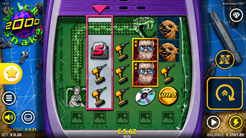 Interface do slot Brick Snake 2000 da Nolimit City durante uma rodada, destacando a mecânica xWays, símbolos retrô, Wild, Scatter e visual inspirado no clássico jogo da cobrinha dos anos 2000.